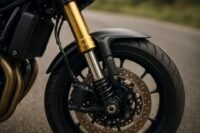 Como cuidar da suspensão da moto