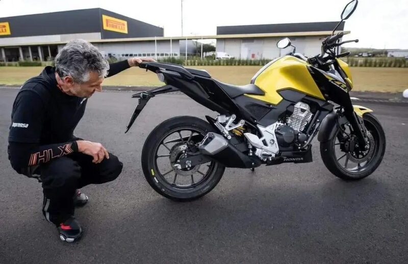 Pirelli: Bastidores de Testes de Pneus com Piloto Especializado