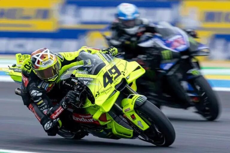 GP do Brasil: Di Giannantonio conquista a pole