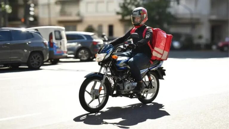Bajaj: Moto de R$ 8 mil e 70 km/l pode chegar ao Brasil
