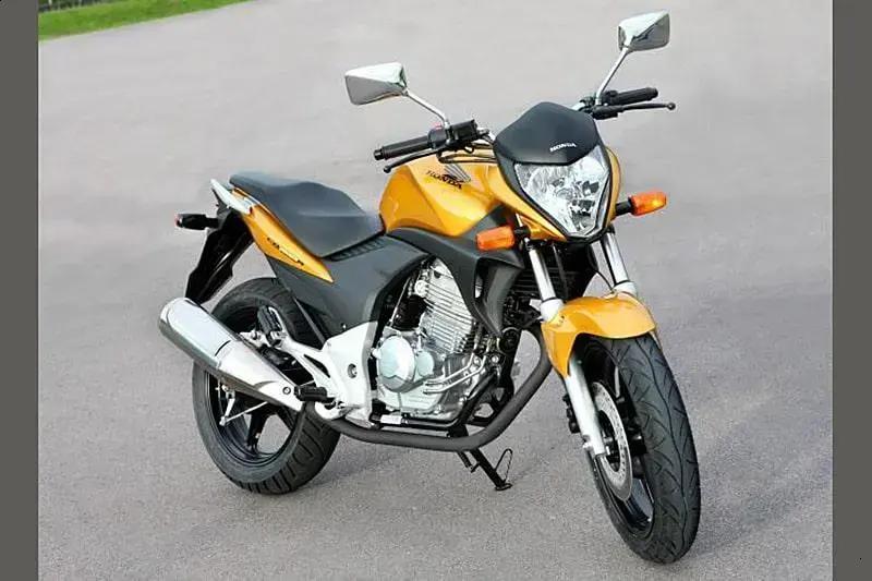 Honda CB 300R: Problemas e Anos a Evitar em 2026